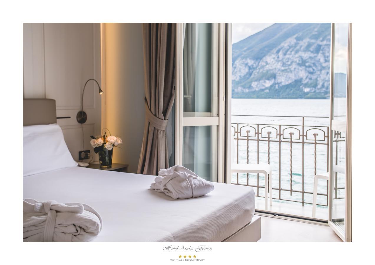 Superior Doppel-/Zweibettzimmer mit Balkon und Seeblick